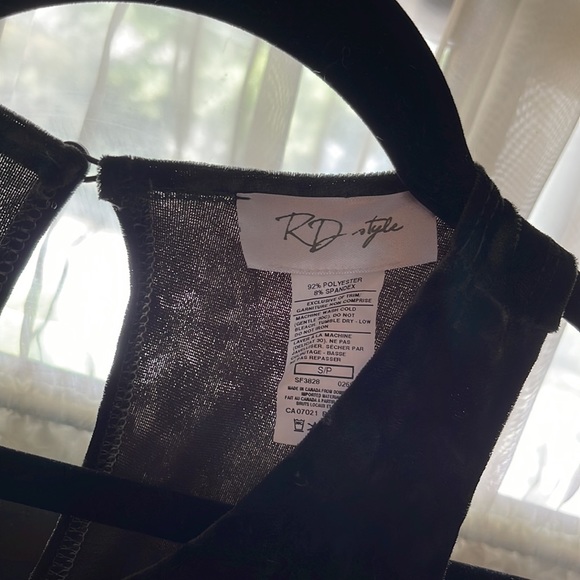 RD Style Velvet Asymmetrical Minidress Olive Green Size Small Like New - Picture 4 of 6